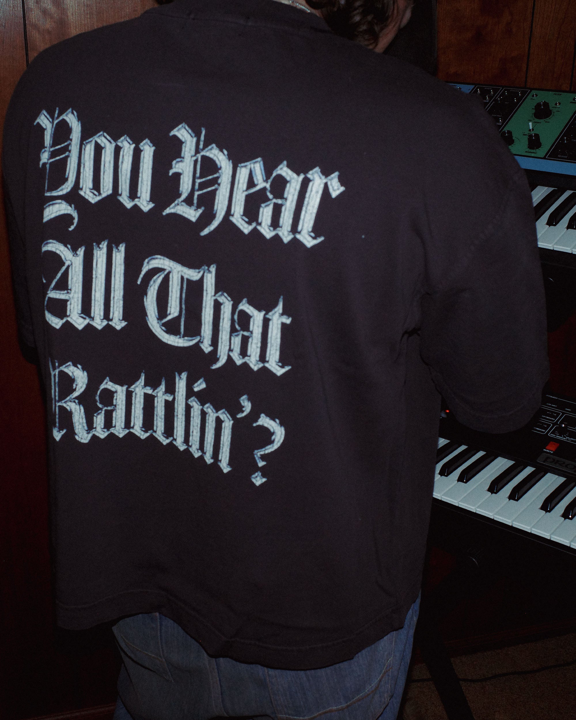 RATTLIN CROPPED TEE