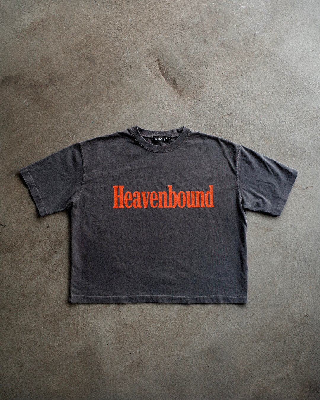 HEAVENBOUND CROPPED TEE